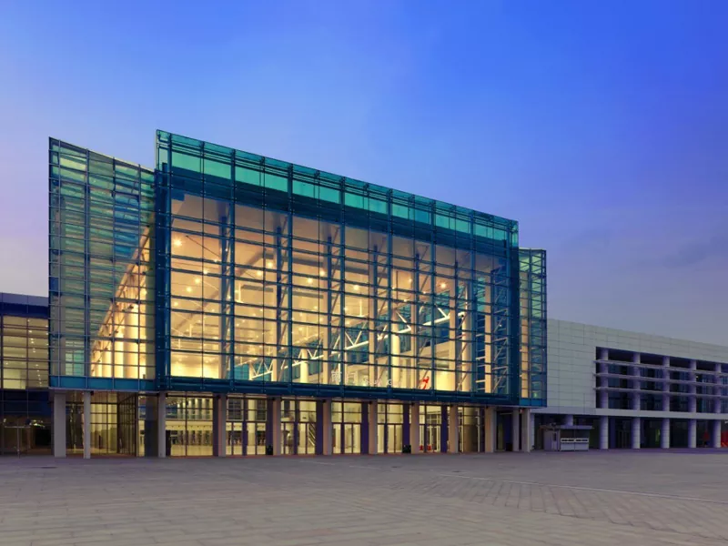Ljochtste stielen frame Prefab Metal Building Stiel Structure Conference Hall