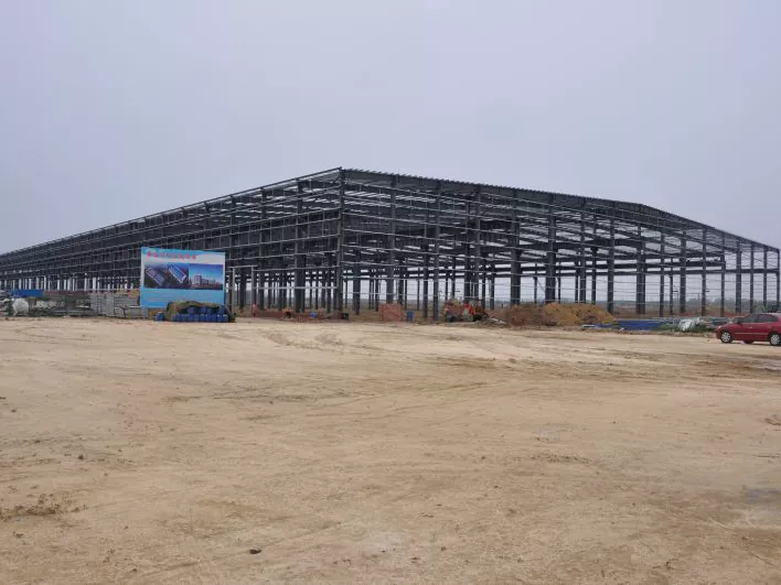 Stiel Portal Frame Warehouse